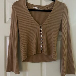 Reformation knitted long sleeve with buttons